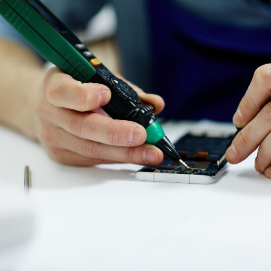 How a Mobile Technician Course Can Help You Start a Mobile Repair Business