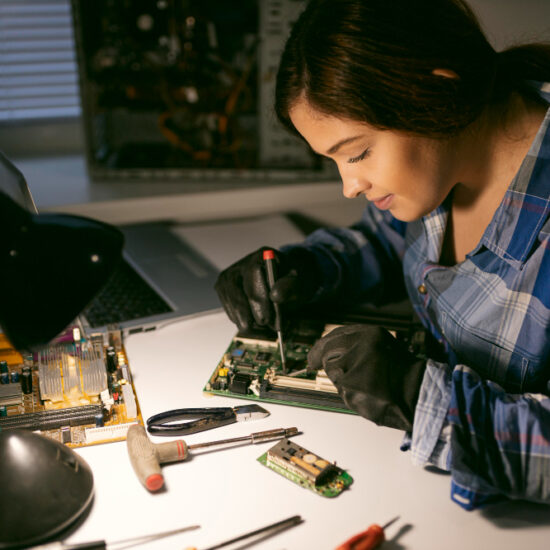 Why Mobile Technology Is One of the Best Career Choices Today